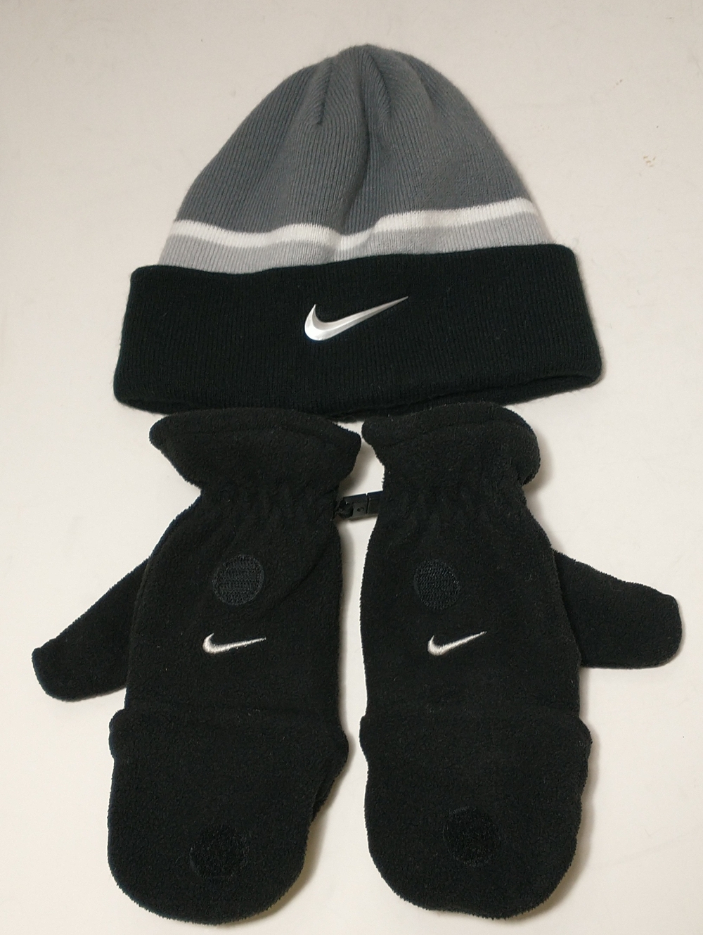 Nike Hat And Gloves Youth Set, Black/Gray, Size 8 - 10, Winter Sports, Snow